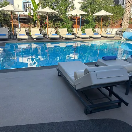 Katerina Apartmanhotel Párosz