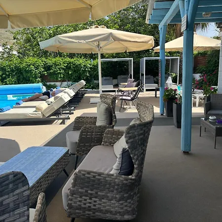 Apartmanhotel Katerina Párosz