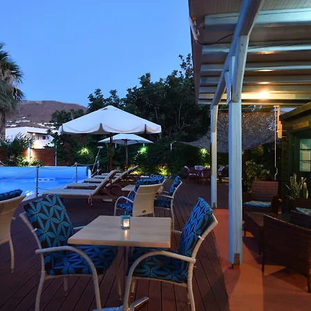 Katerina Apartahotel 4*