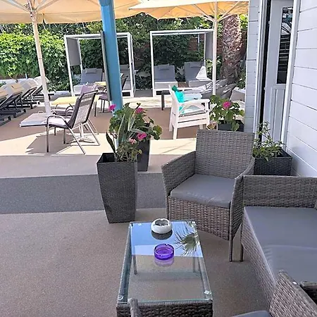 Apart-hotel Katerina 4*