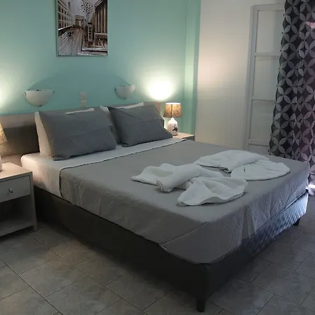 Katerina 2* Parikia (Paros)